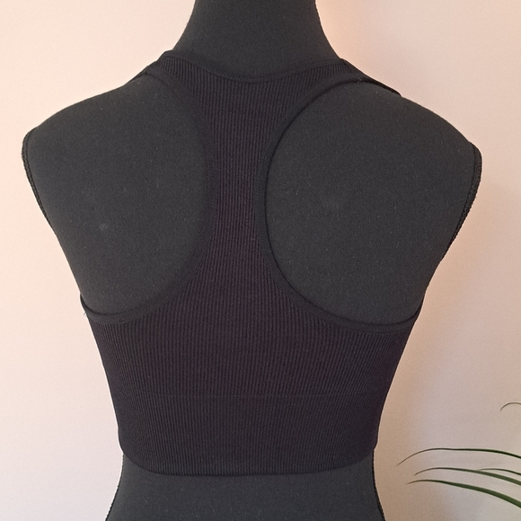 Puma Sports Bra Women's Medium Black Activewear Bra Medium Support - Picture 8 of 11